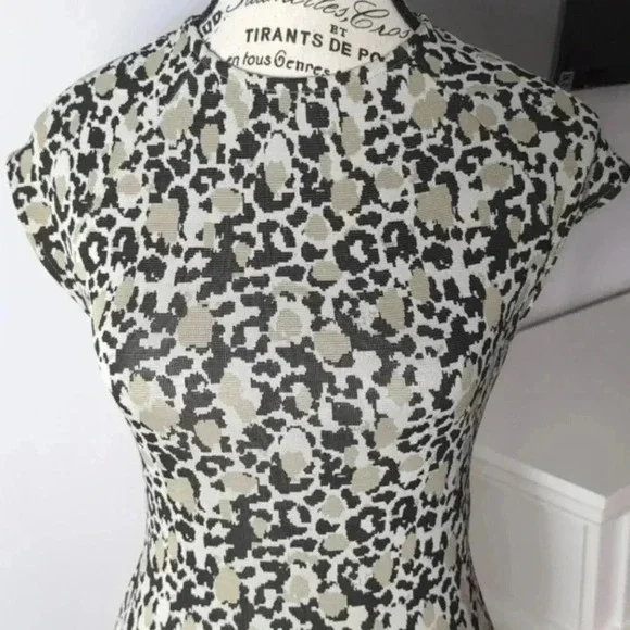 Zara Black and Cream Midi Dress - Picture 4 of 8